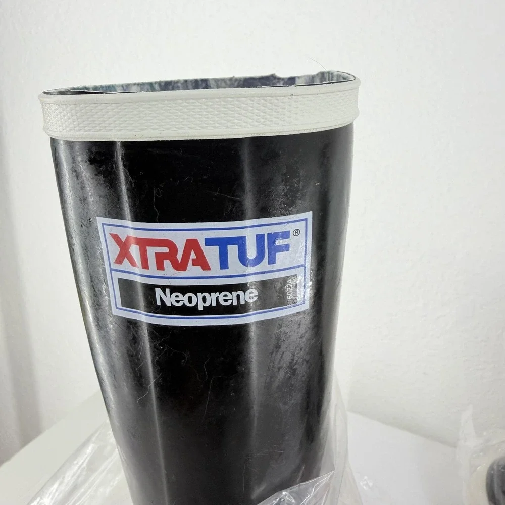 Xtratuf 12
